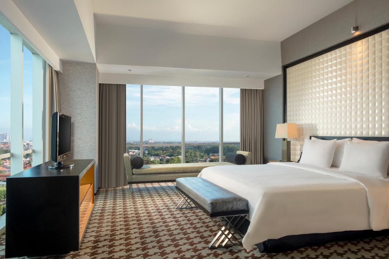 Artotel Ts Suites Surabaya Kültér fotó