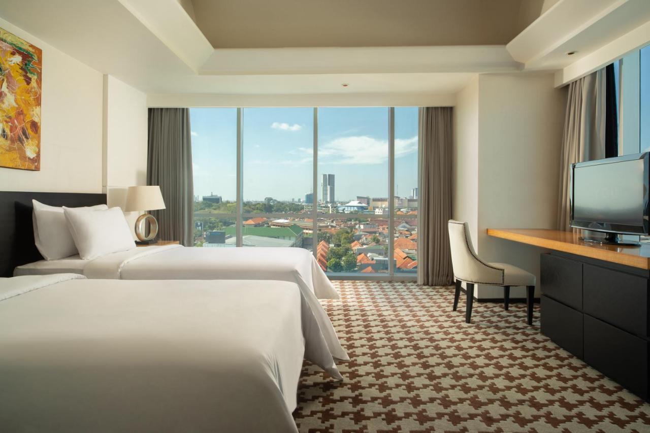 Artotel Ts Suites Surabaya Kültér fotó